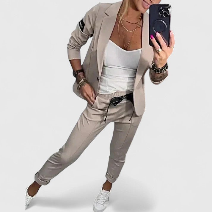 Kina | Elegantna Dvodelna Postava